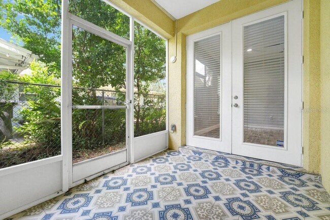 Building Photo - 216 Harvard St