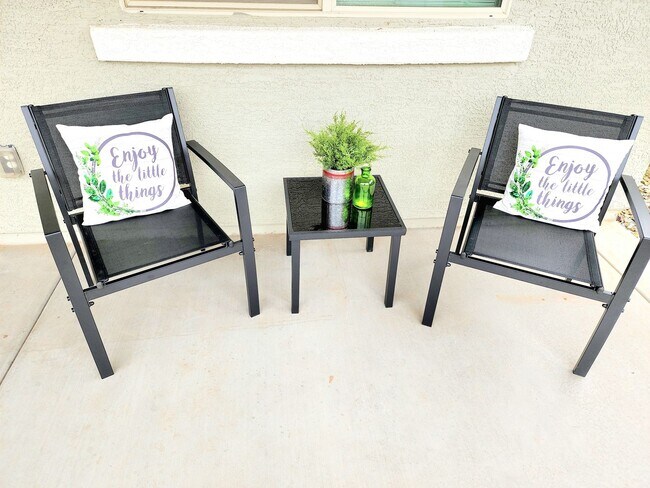 Building Photo - Coming Soon! CHARMING! FULLY-FURNISHED 4/B...