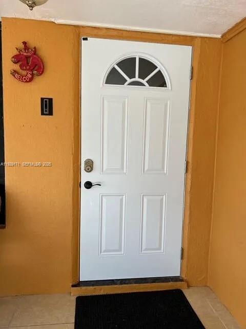 Building Photo - 1536 NW 15th Ave