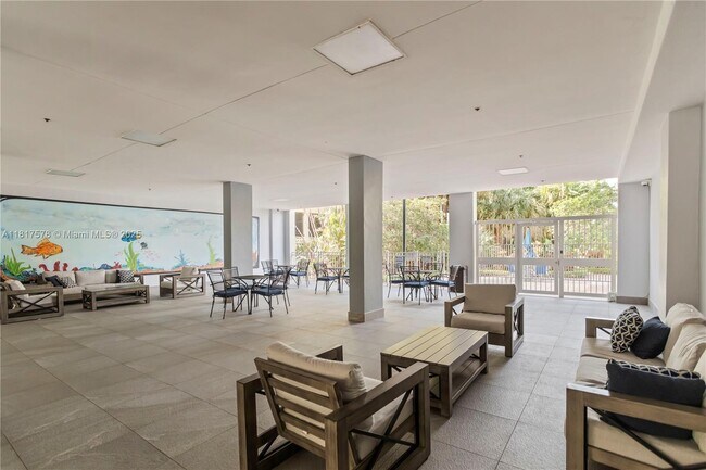 Building Photo - 19390 Collins Ave