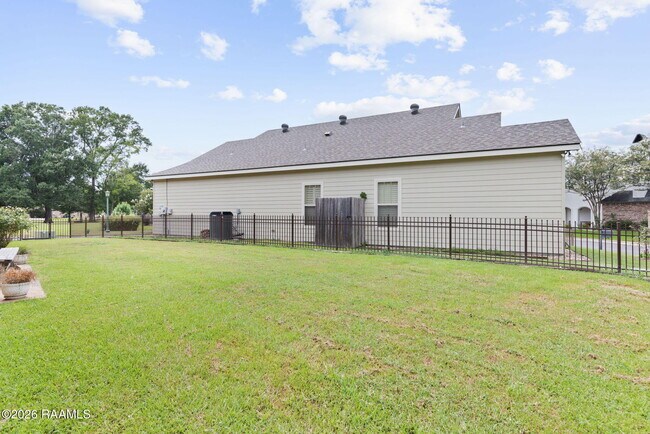 Building Photo - 107 St Girons Dr
