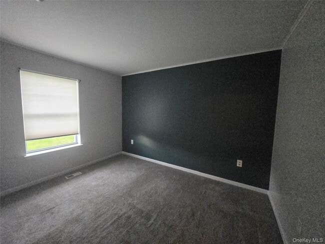 Building Photo - 60 Evan Rd