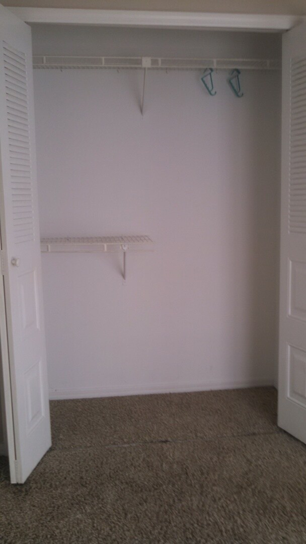 Building Photo - 3 Bed 2.5 Bath Townhome | Gated Community ...