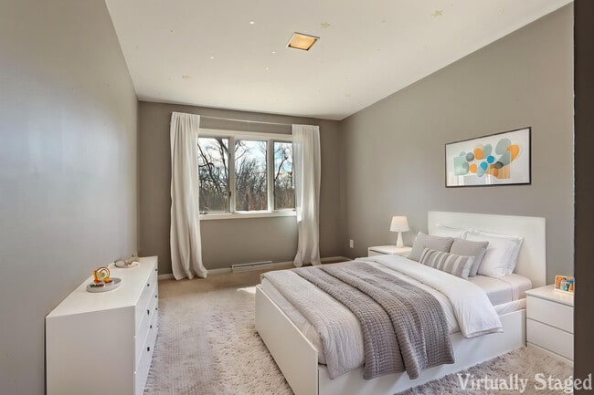 Building Photo - 6147 Taylor Ave