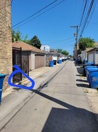 Building Photo - 1 bedroom in Chicago IL 60618