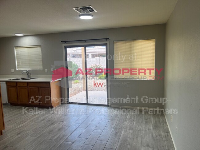 Building Photo - 17514 W Watson Ln