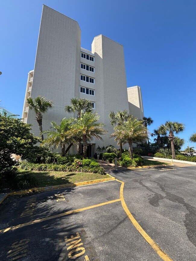 Building Photo - Top of Gulf Condos #404