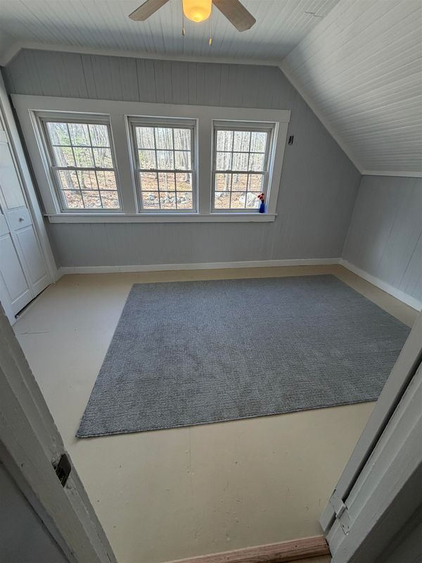 Building Photo - 303 N State