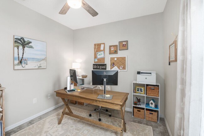 Building Photo - Sanford - 3 Bedroom, 2.5 Bathroom - $2,245.00