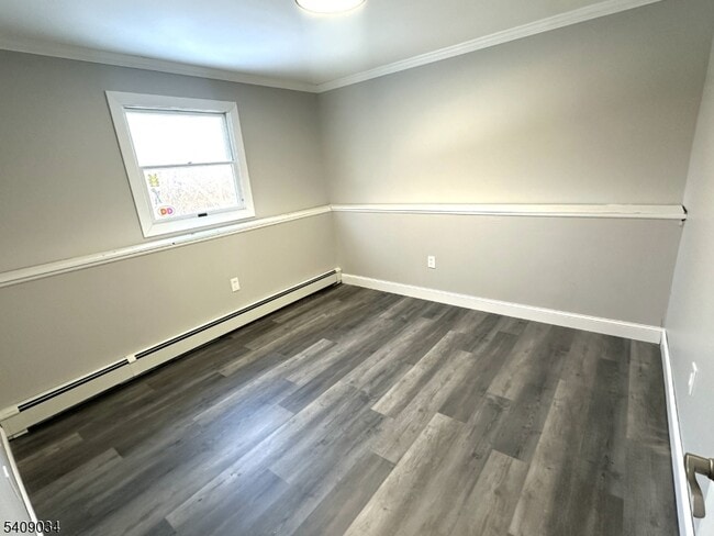 Building Photo - 28 Beardslee Hill Dr