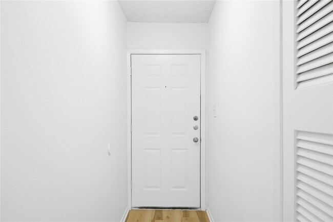 Building Photo - 2707 Windswept Cove