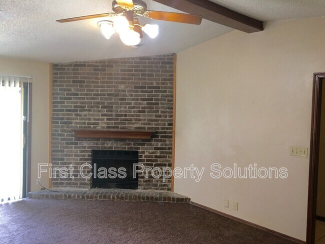 Building Photo - 513 NW 114th St