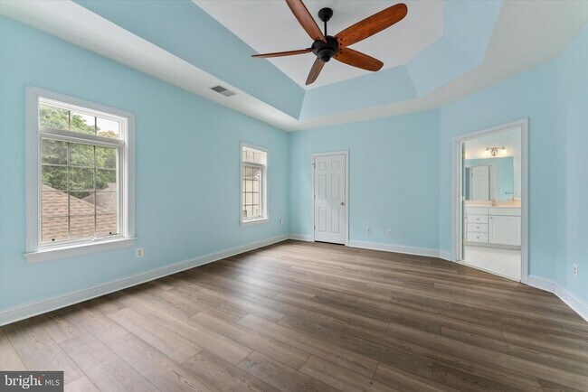 Building Photo - 116 Desales Dr