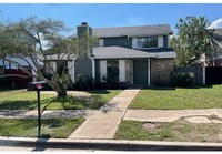 Building Photo - Come and see this well-kept beautiful home today!