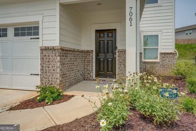 Building Photo - 7061 Rochford Dr