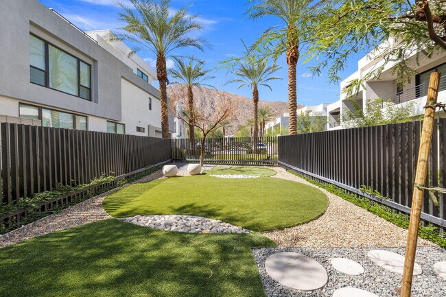 Building Photo - 928 Galaxy Dr
