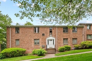 Building Photo - 33B Troy Dr