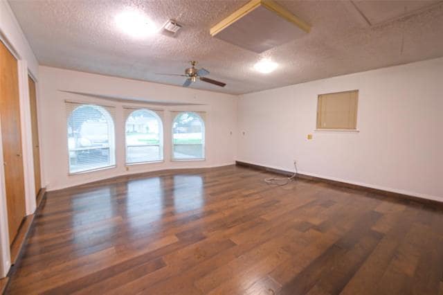 Building Photo - 9708 Westpark Dr