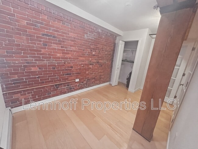 Building Photo - 240 Jackson St