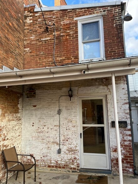 Building Photo - 366 W Patrick St