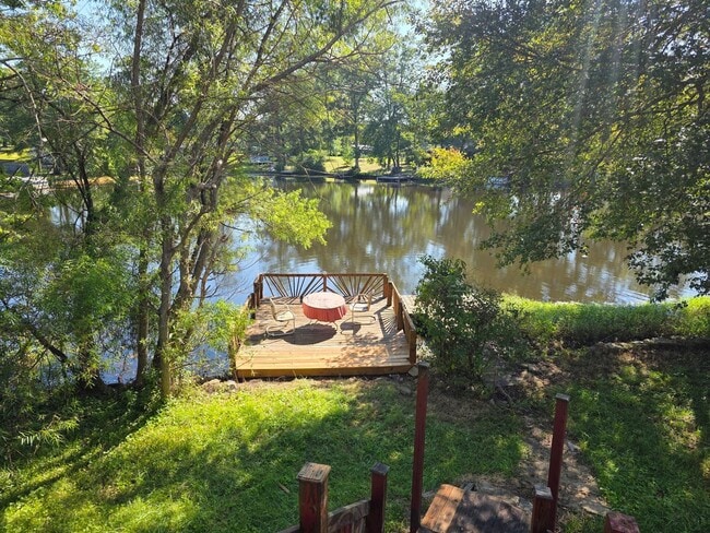 Building Photo - Updated Lake House in Crossville with Private Dock, Wrap-Around Porch & Lake Access