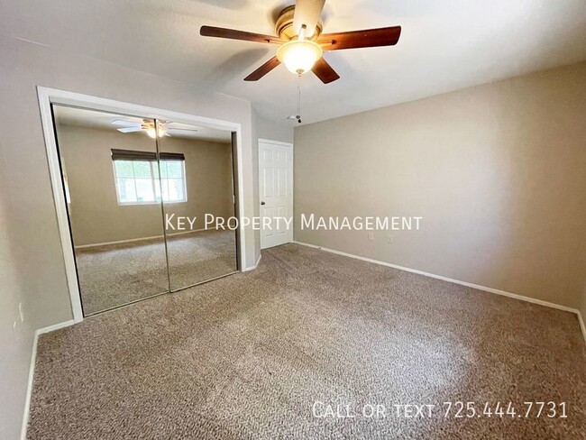 Building Photo - REMODELED 2 BEDROOM 2 BATH TOWNHOME ON THE...