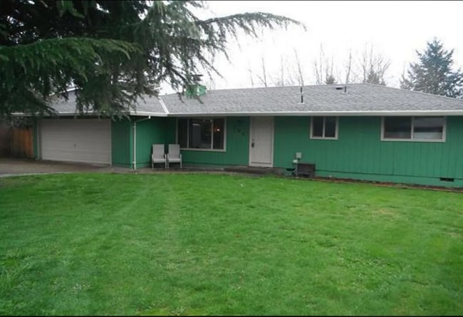Primary Photo - 147 Idylwood Dr SE