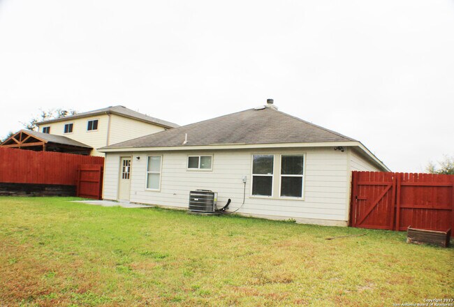 Building Photo - 112 Stream Crossing