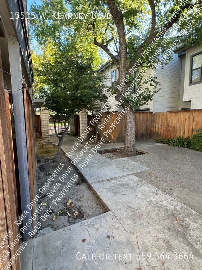 Building Photo - Spacious Two Bedroom in Kerman!