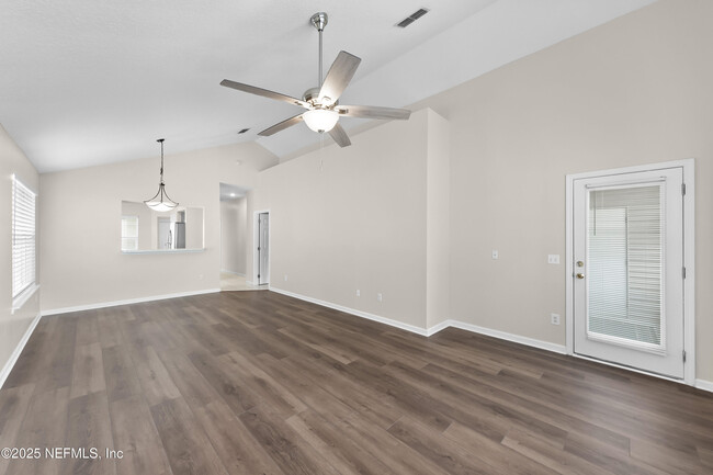 Building Photo - 14443 Pelican Bay Ct