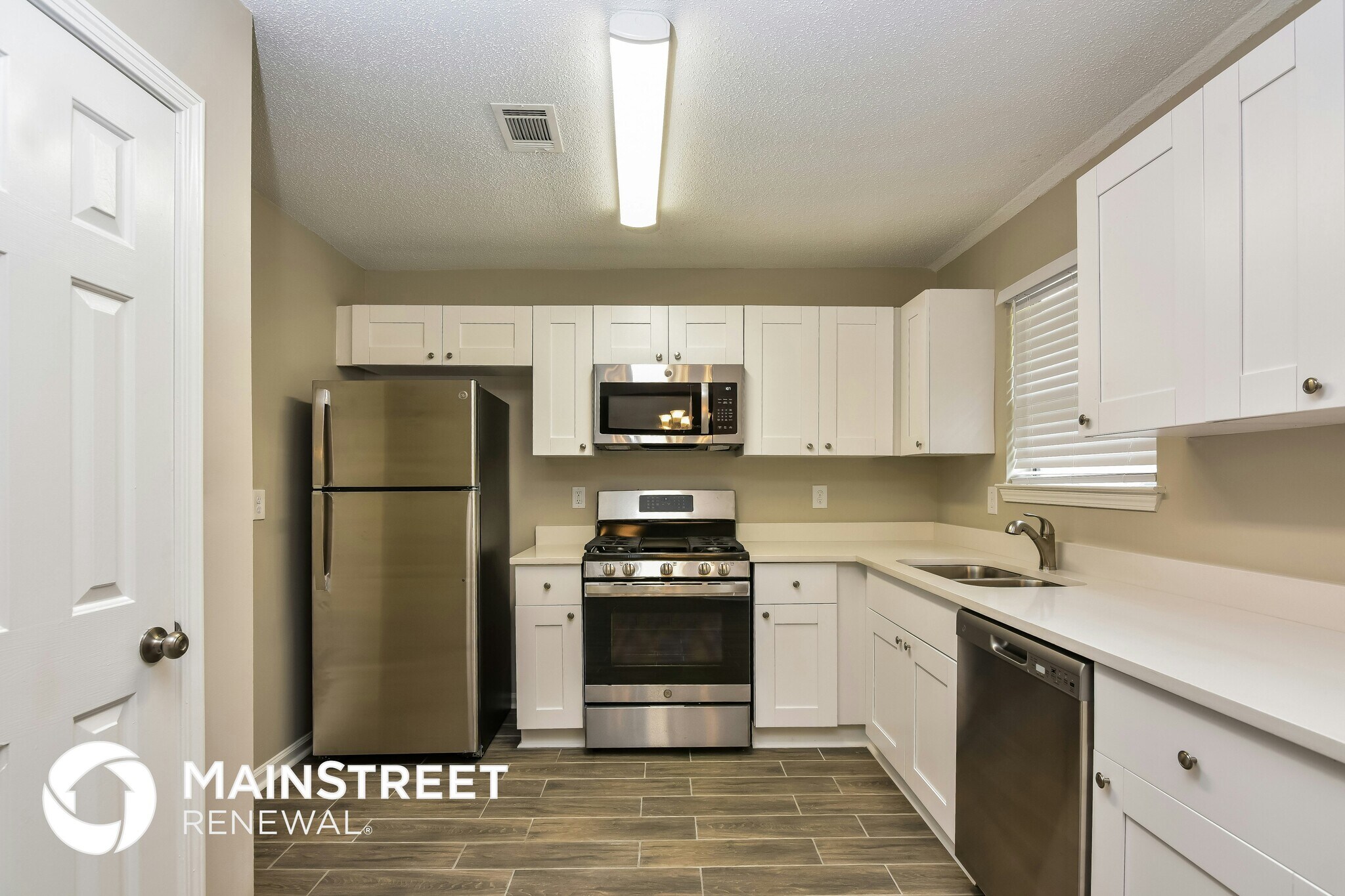 Building Photo - 2531 Willenhall Way