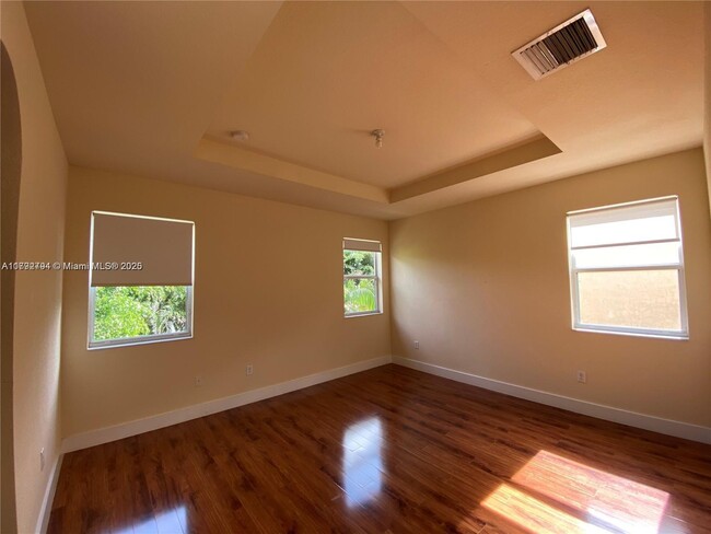 Building Photo - 11259 NW 44th Terrace