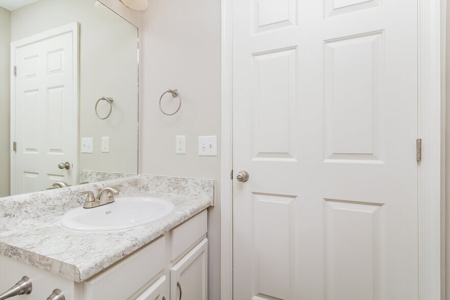 Building Photo - 3304 Penn Meade Way
