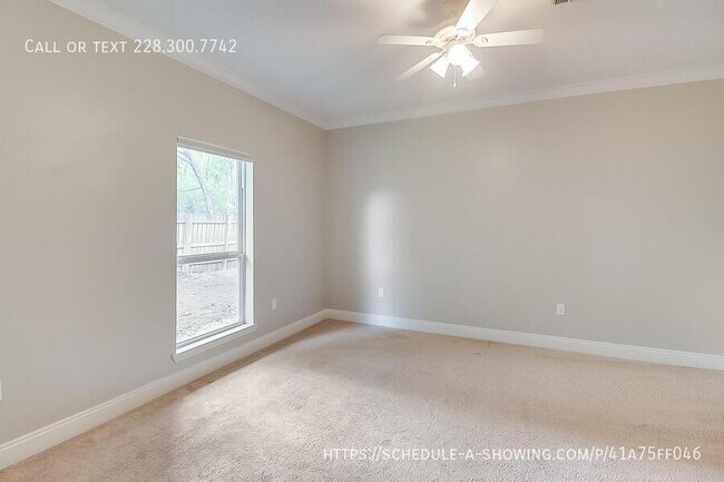 Building Photo - 410 Old Spanish Trail