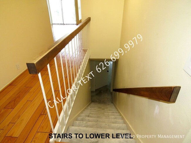 Building Photo - 617 Cabrillo Villas