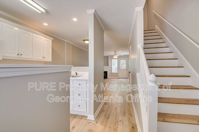 Building Photo - 126 Brittany Way