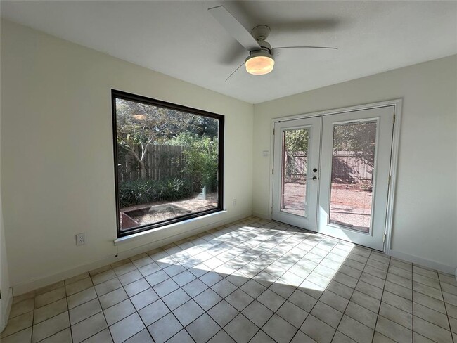 Building Photo - 2403 Braemar Cove