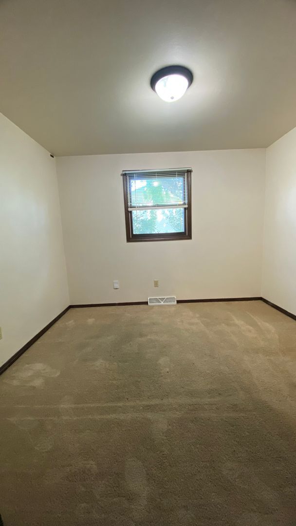 Building Photo - 611 Greene Ave