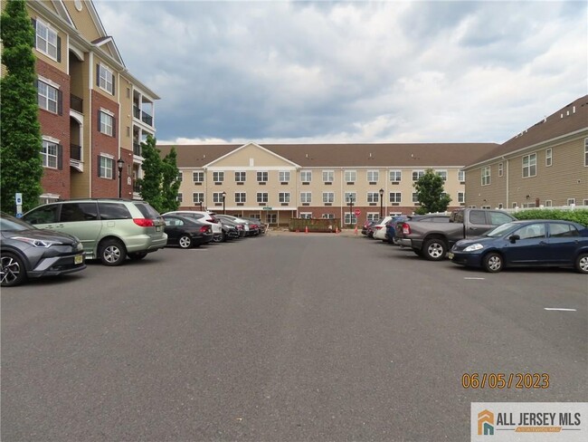 Building Photo - 544 E Celebration Way