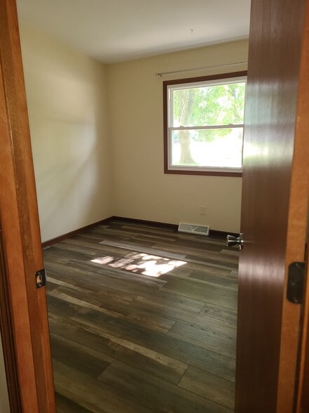 1st bedroom - 220 S Jefferson St