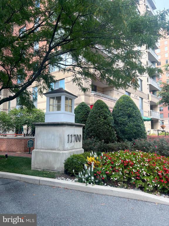 Building Photo - 11700 Old Georgetown Rd