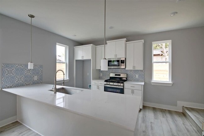 Building Photo - 6111 Carnation Terrace