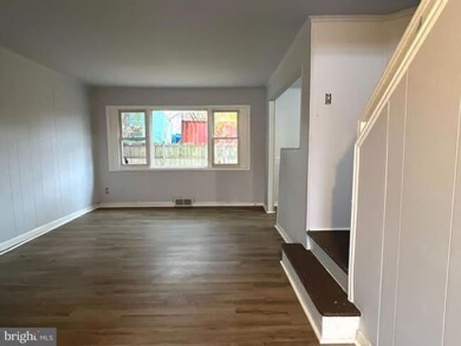 Building Photo - 3 Bed Townhome - Chester, PA