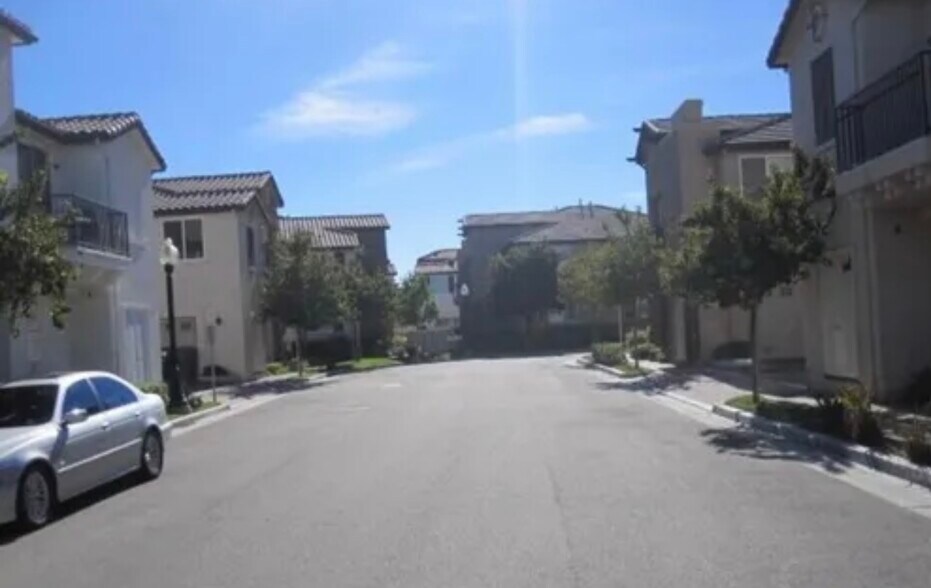 Street view of community - 28063 Catherine Dr