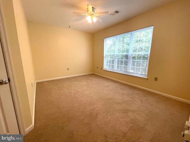 Building Photo - 2203 Westcourt Ln