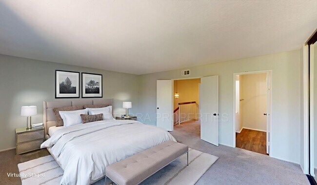 Building Photo - Beautiful 2 Primary Bedroom in Turtle Rock...
