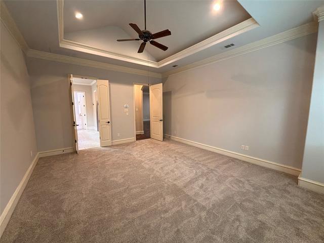 Building Photo - 8116 Canyon Oak Dr