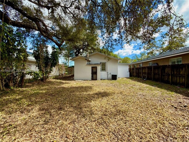 Building Photo - 5720 NW 23rd Ave