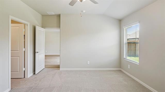 Building Photo - 821 Sunflower Rd