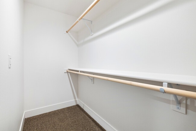 Building Photo - 1162 S Underwood Pl